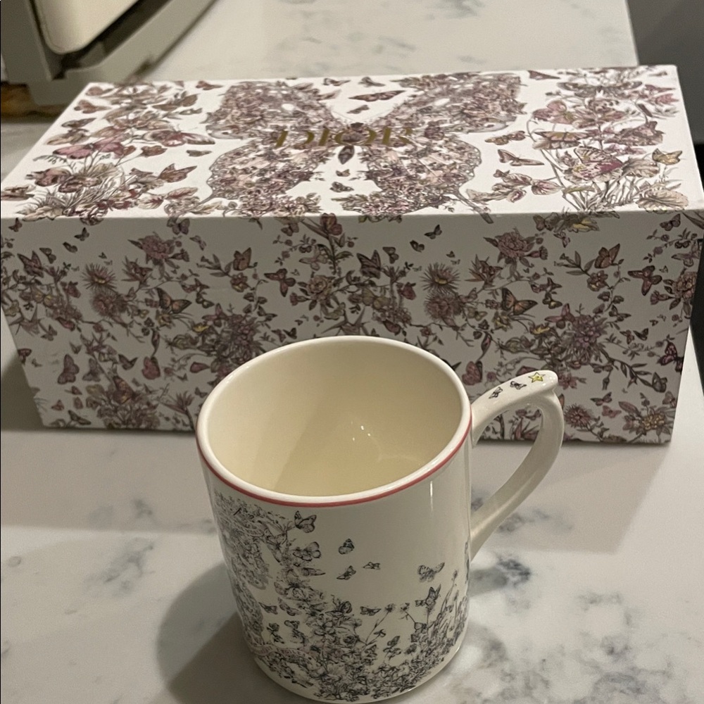 Dior Floral Mugs with Decorative Box